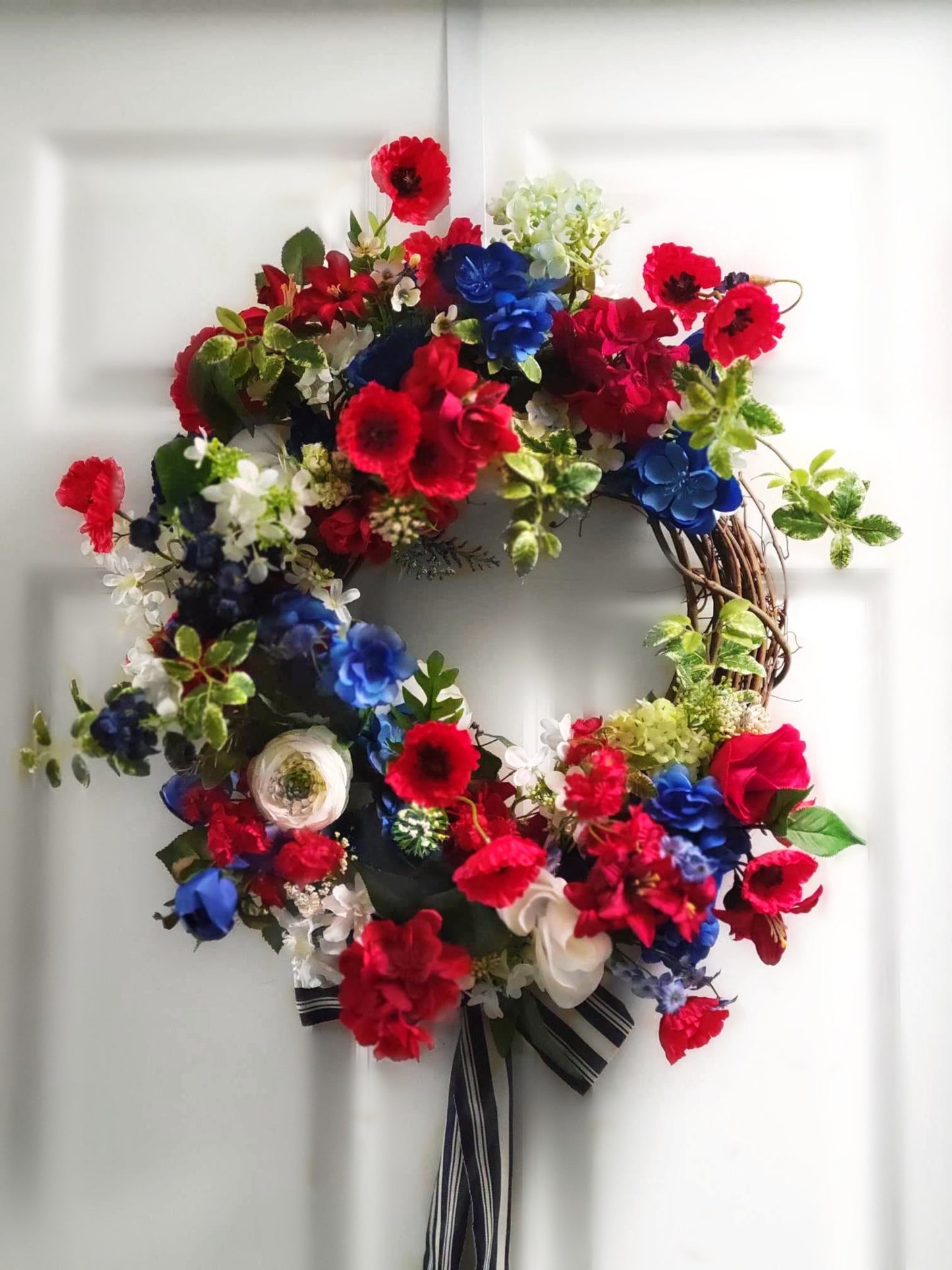Red White Bloom Wreath